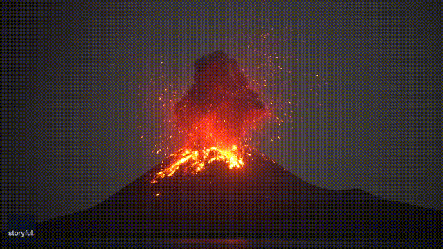 Anak Krakatau volcano explodes like fireworks with lava and lightning - The  Washington Post